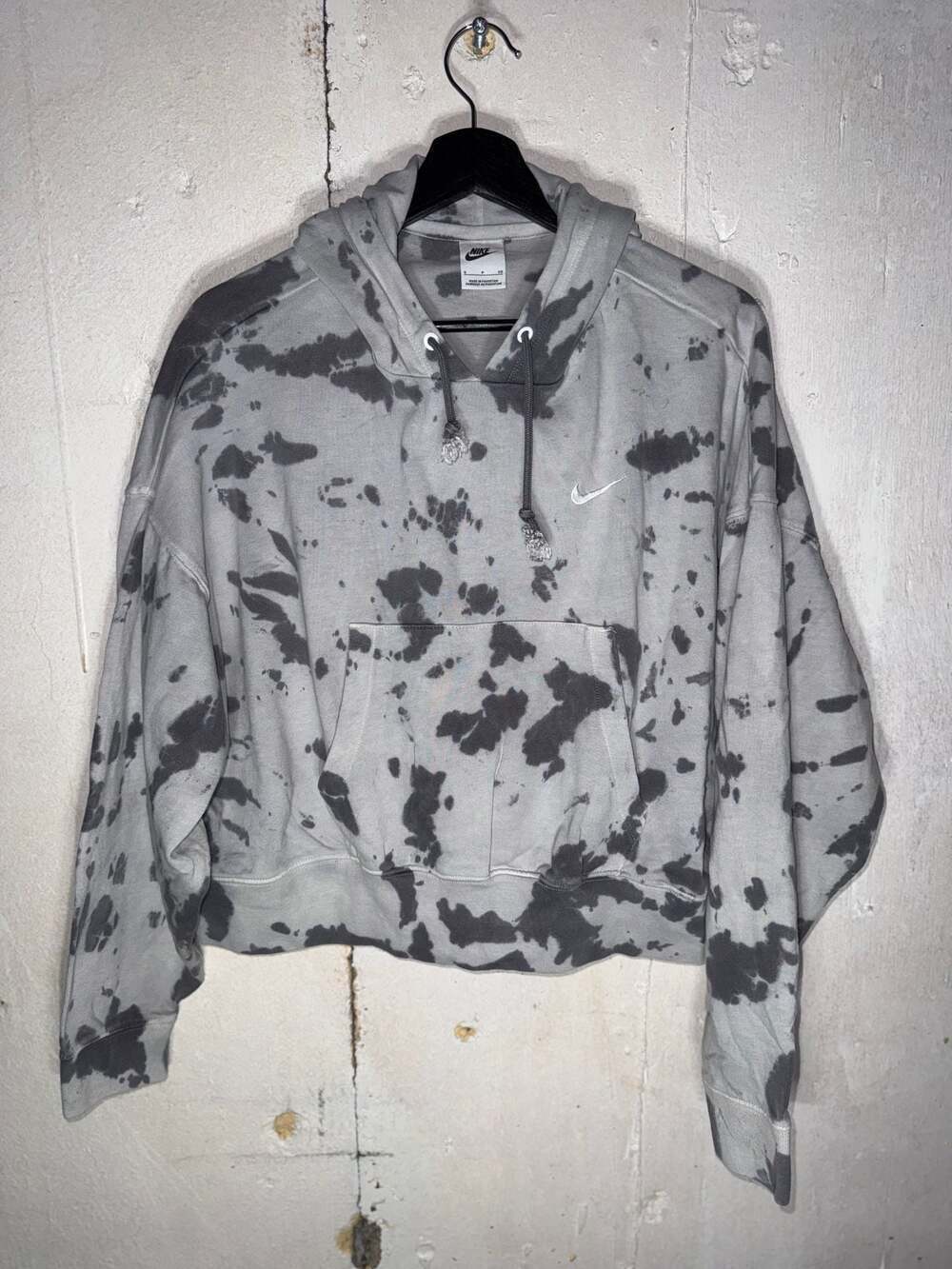 Nike Women's Washed Jersey Over-Oversized Cropped Hoodie DM6716-010